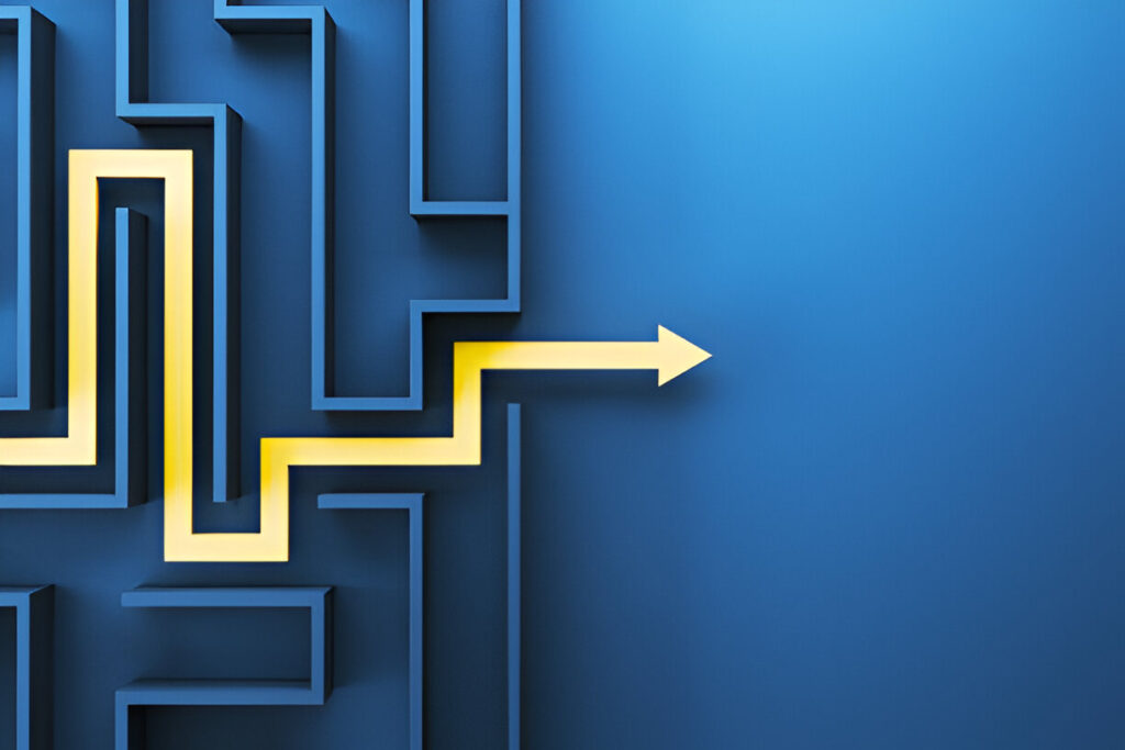 تصویری از یک هزارتو با فلشی که به سمت راست جهت‌گیری کرده و استراتژی‌هایی را برای نتایج بهتر در ماتریس عملکرد-شایستگی برجسته می‌کند